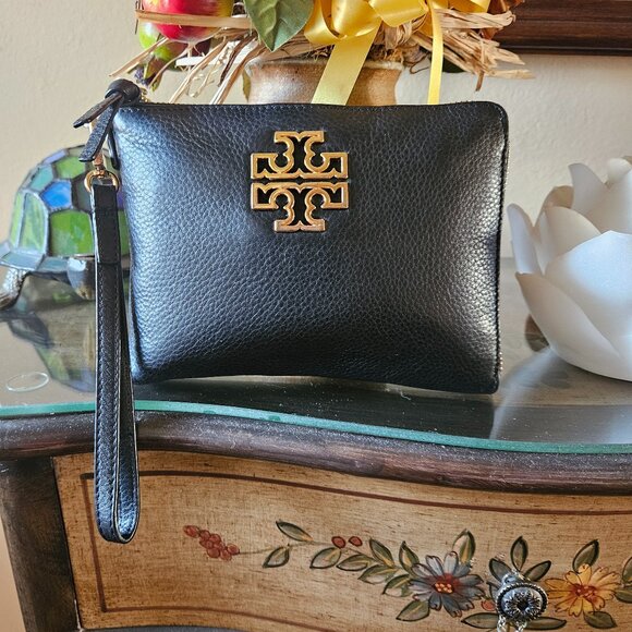 Tory Burch Handbags - TORY BURCH Britten Black Large Zip Pouch/Wristlet